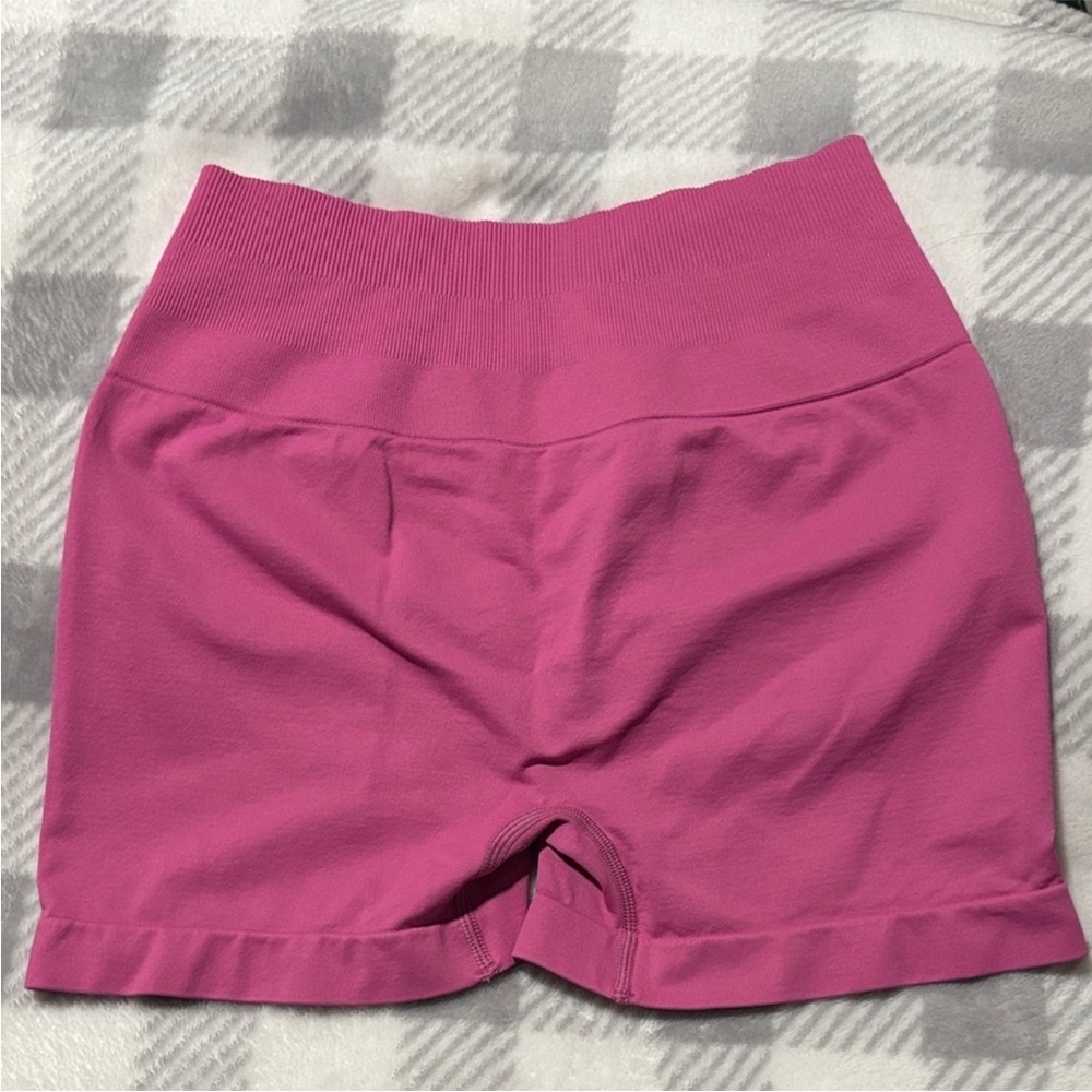 AYBL High-Waist Seamless Pink Bike Shorts - Picture 4 of 5